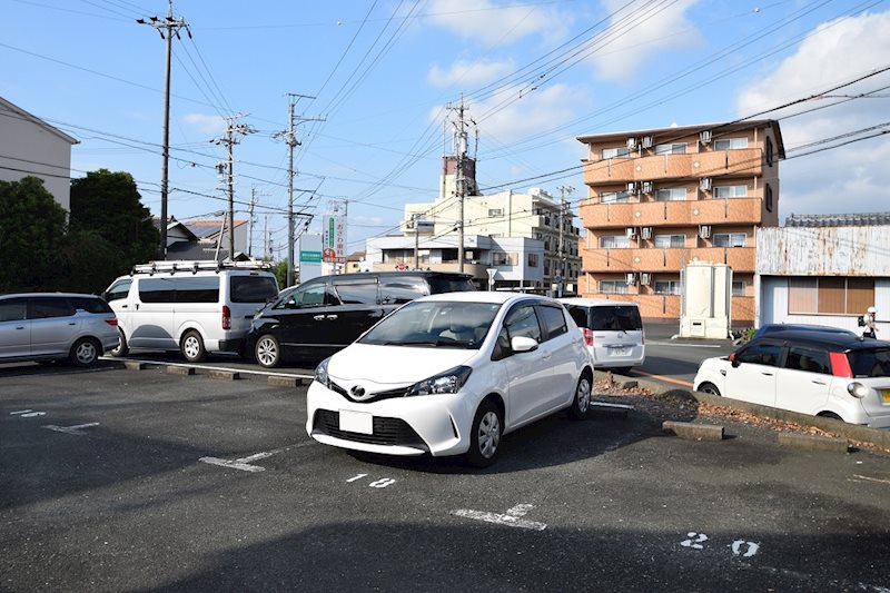 ホリホックイン萩丘 駐車場