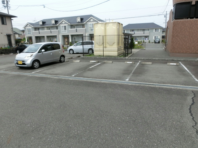 梅の里Ⅱ 駐車場