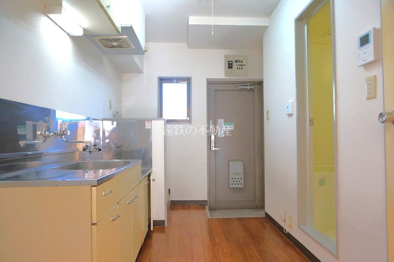 メゾンフィルライト 玄関