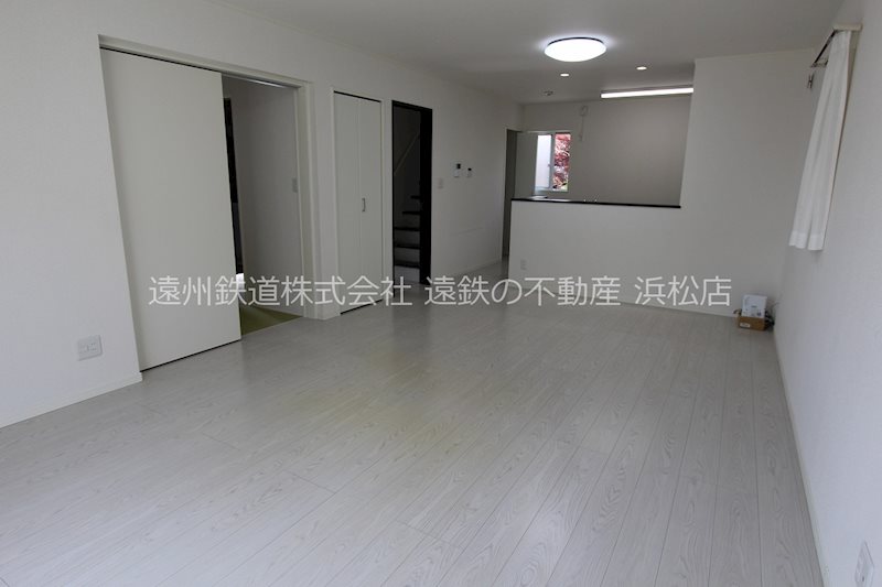 上島4丁目戸建貸家 リビング