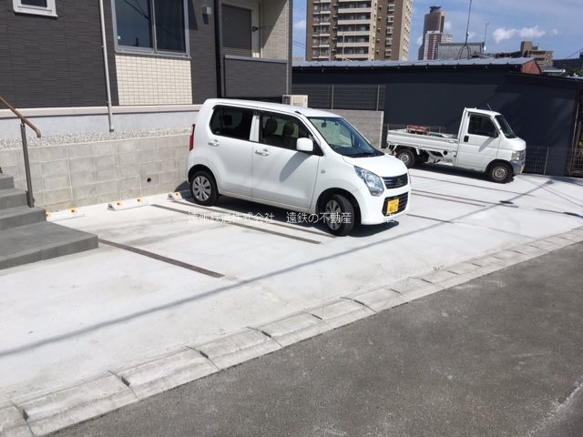 クレストヒル 駐車場