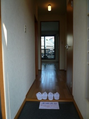 リヴィエールⅠ 玄関