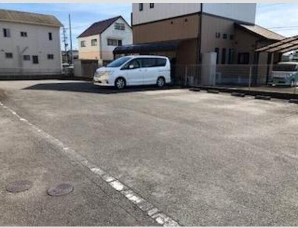 タンドレス 駐車場