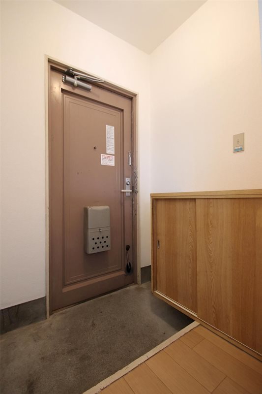 クレーバーマンション 玄関