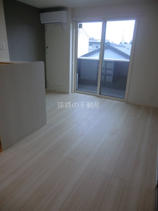 ニュー　ヴィレッジ リビング