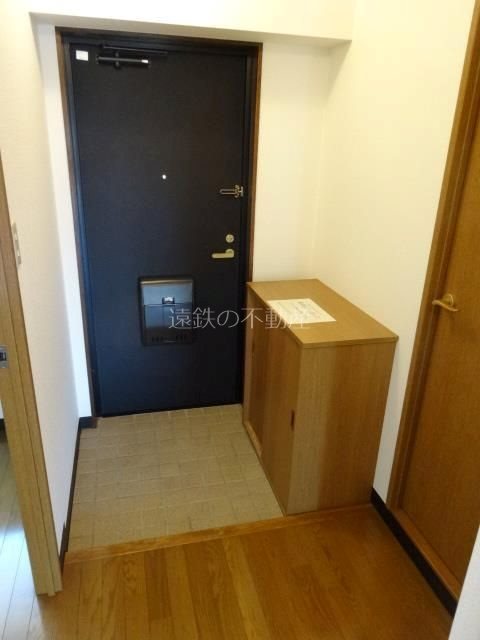 ヴィーブルオガイ 玄関