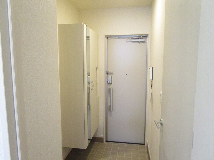 カーサ・マロニエ 玄関