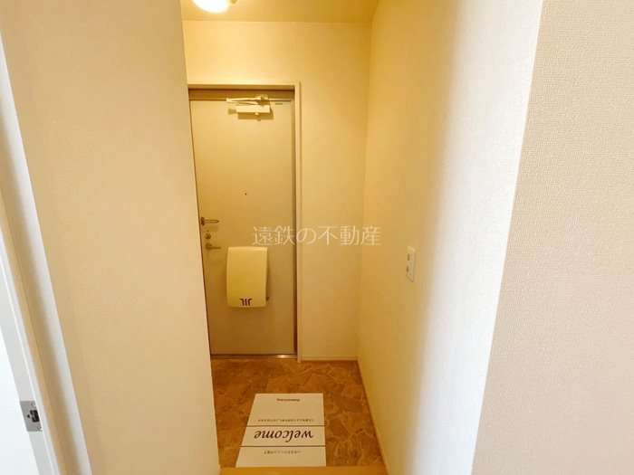 シャトレー　B 玄関