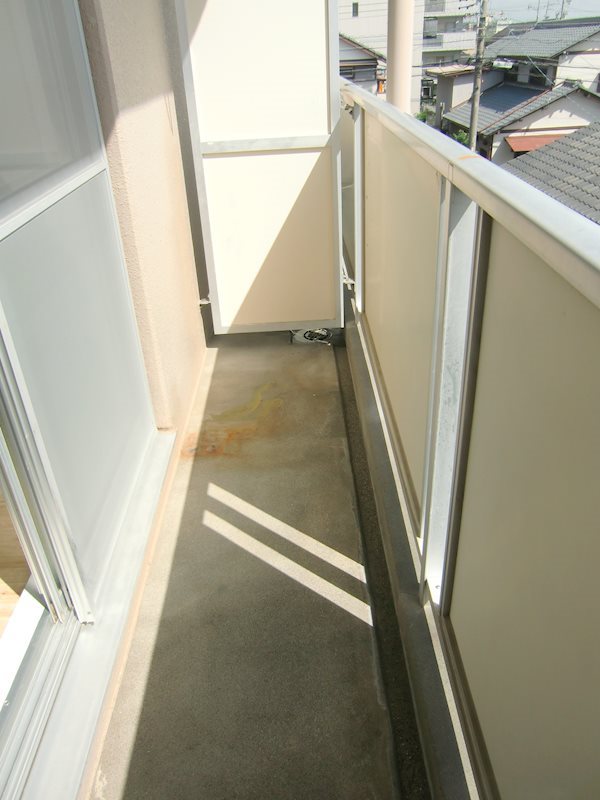 ルミエールメゾン越川 ベランダ