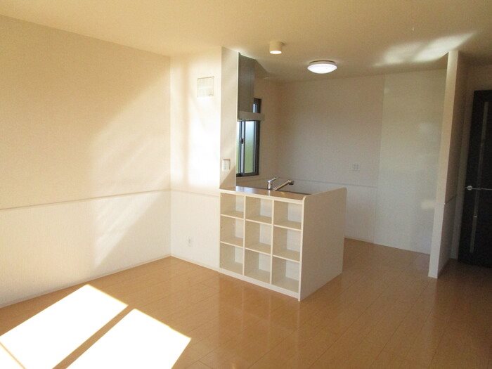 ｃａｓａ Ｒａｆｆｉｎａ リビング