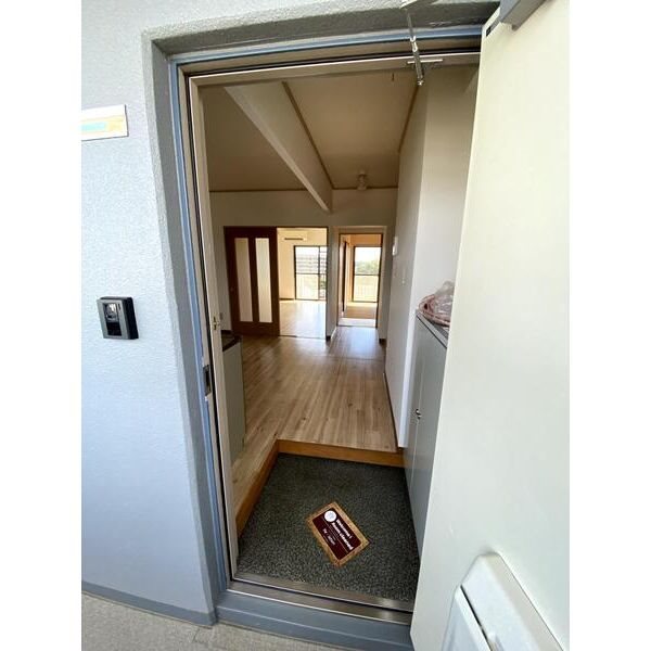 アパーション智秀 玄関