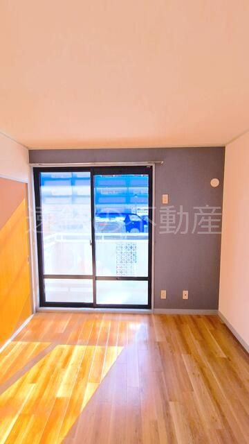 セジュール新津 リビング