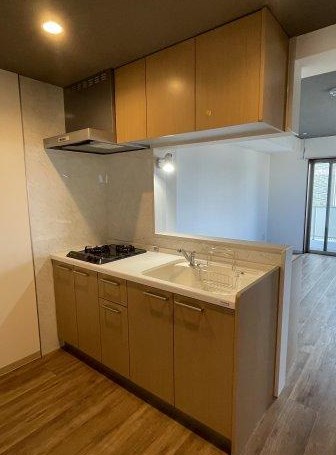 LE　LION　SATO　(ﾙ･ﾘｵﾝｻﾄｳ) キッチン