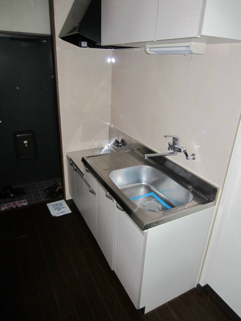 静岡県浜松市中央区海老塚１丁目17-1 キッチン