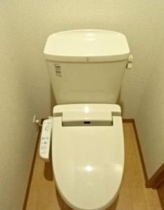 サンポエム トイレ