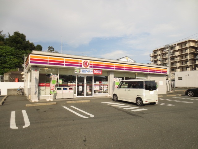 サンレイク和泉 コンビニ