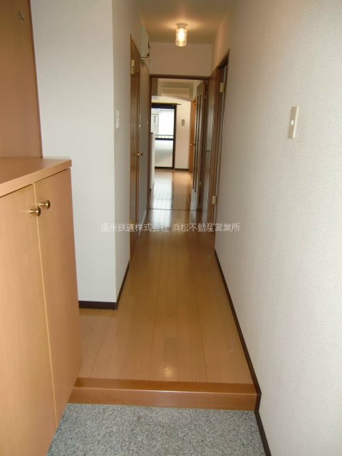 アビタシオン天王Ⅴ 玄関