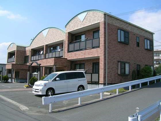 ル・シェモア 駐車場