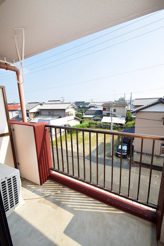 ピンキッシュ ベランダ