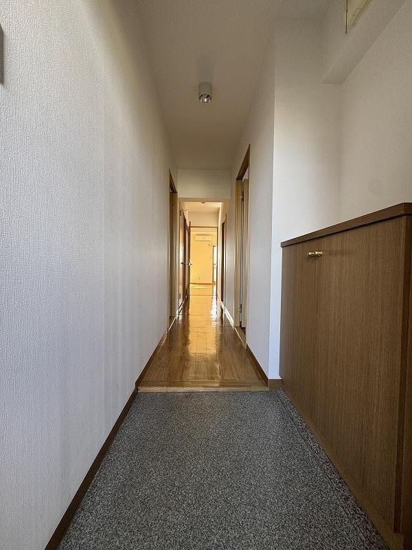 エスペランサAOI 玄関