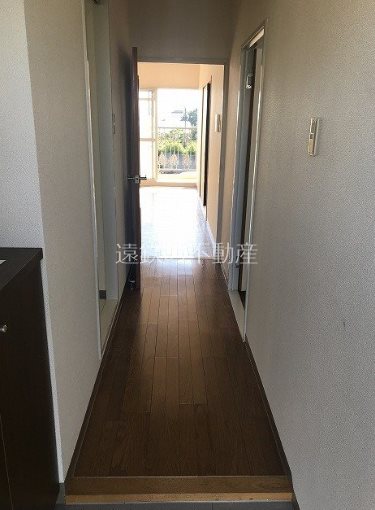 ビューしじみの森 玄関