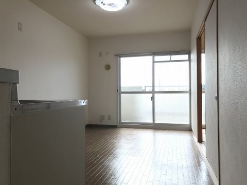 ビューしじみの森 リビング