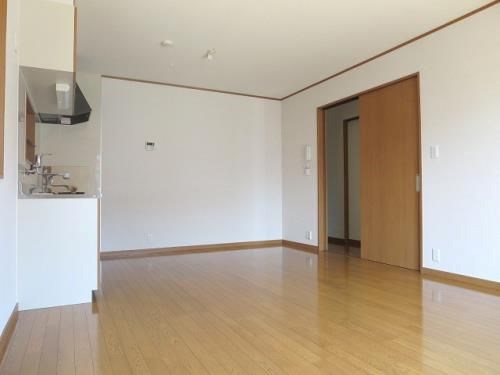 クワトロ泉 リビング