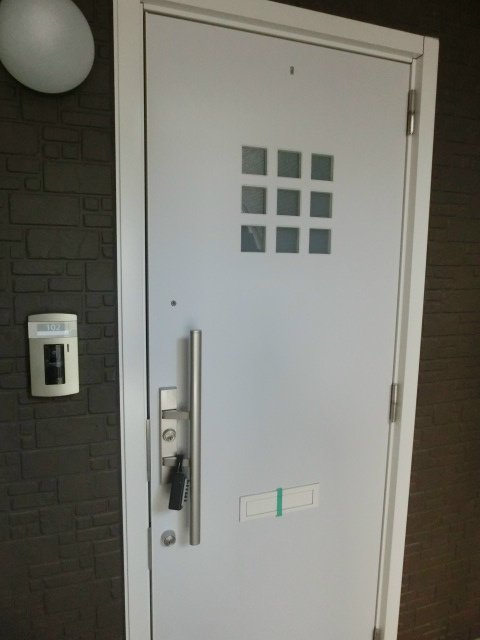 ミネール助信 玄関