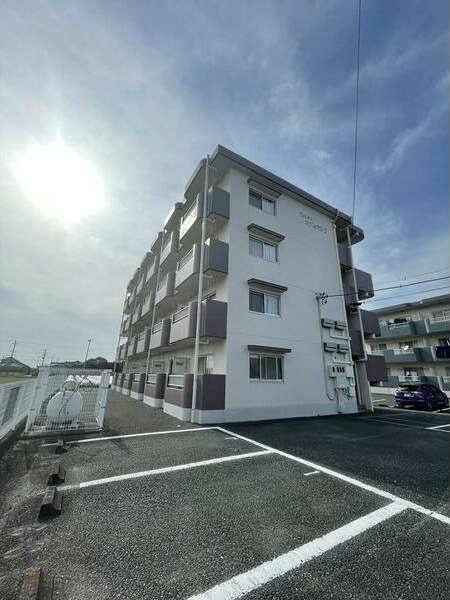 マンションロジュマンⅠ 駐車場