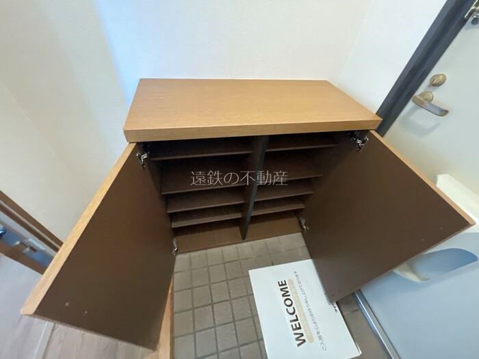 アヴェニュー大門 玄関
