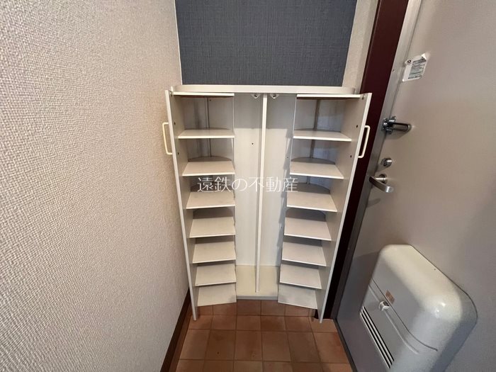 アーバンスプリングB棟  玄関