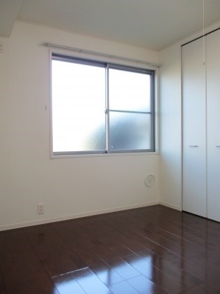 フローラマスイ ベッドルーム