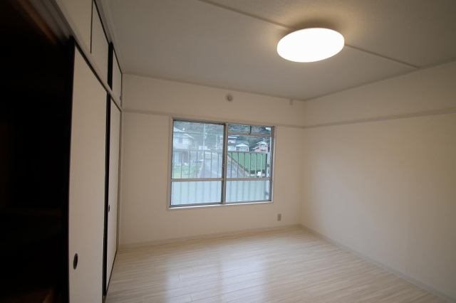 ヴィラコンフォート下俣南 ベッドルーム