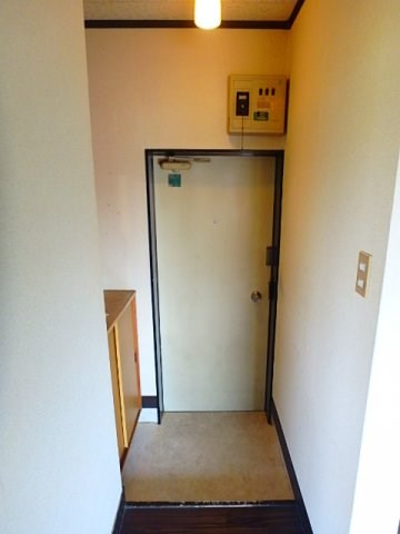 コーポコスモスⅠ 玄関