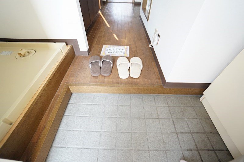 グランパレⅥ 玄関