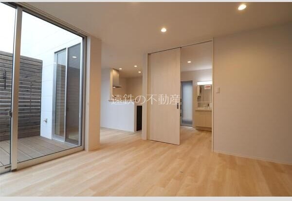 ブラン・ド・ノワール リビング