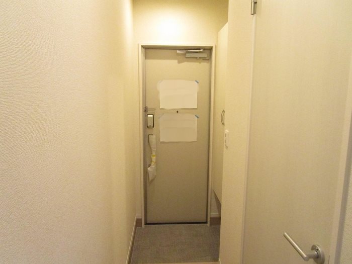 プランドールT・八幡 玄関