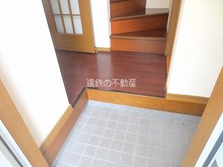 テラスハウス稲垣 玄関