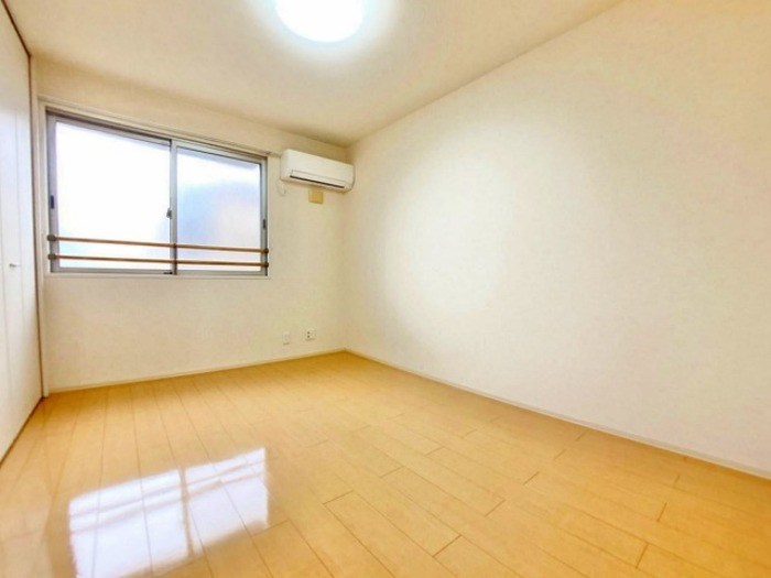 ヴィラ・ラフィーネ ベッドルーム