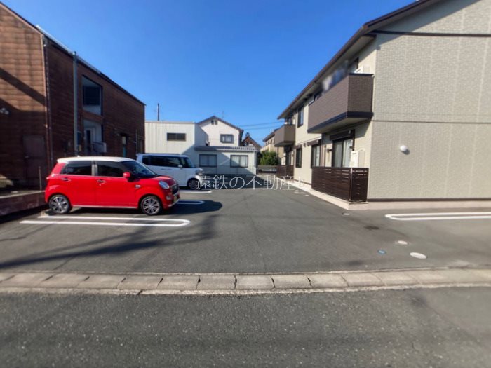 サンライフ原島 駐車場