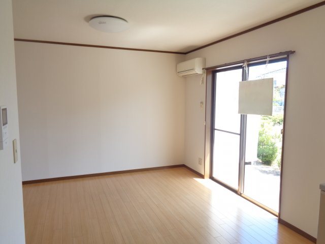 サニーサイドD リビング