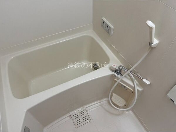 メゾン川井中町 風呂画像