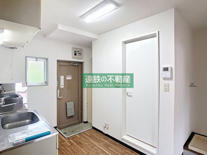 エマージュShige 玄関