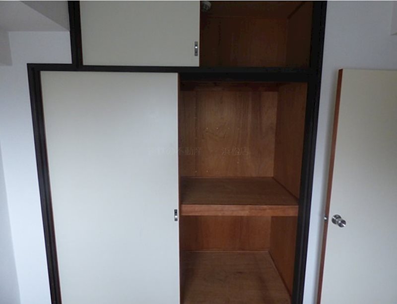 テスコム西伊場 収納