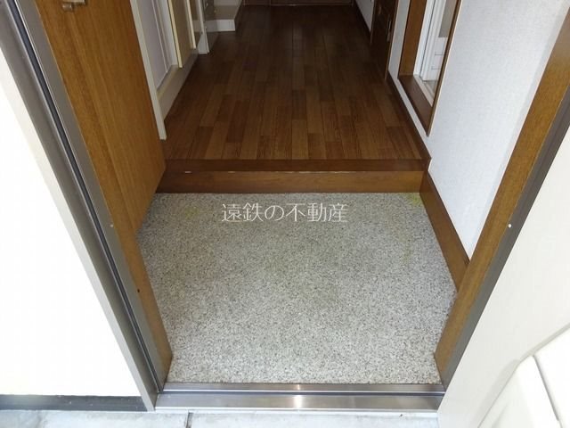 ウィズステージさくら 玄関