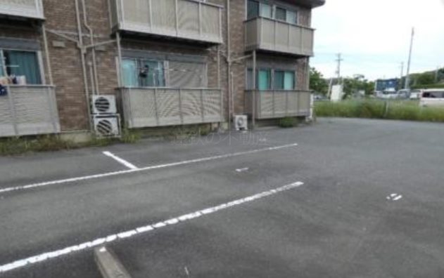 ハイム篠ケ谷 駐車場
