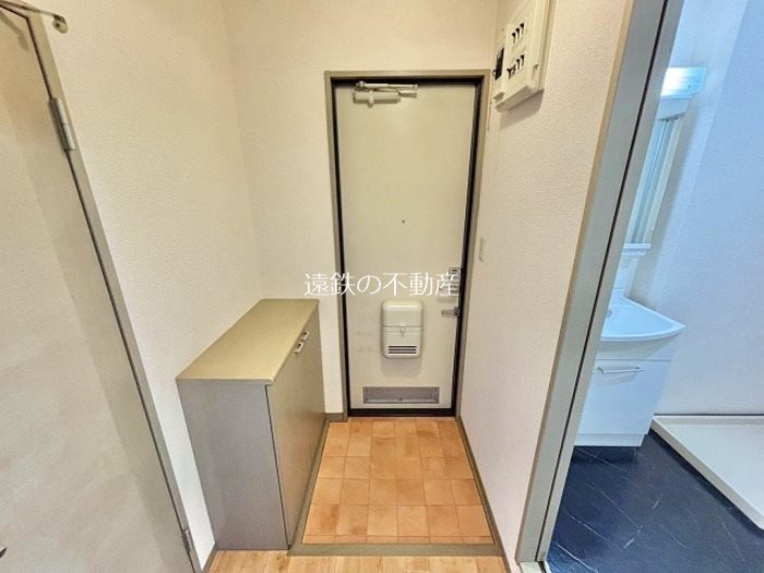 アチチュード 玄関