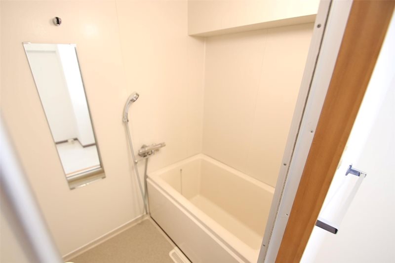 ヴィーブル宮の森南棟 風呂画像