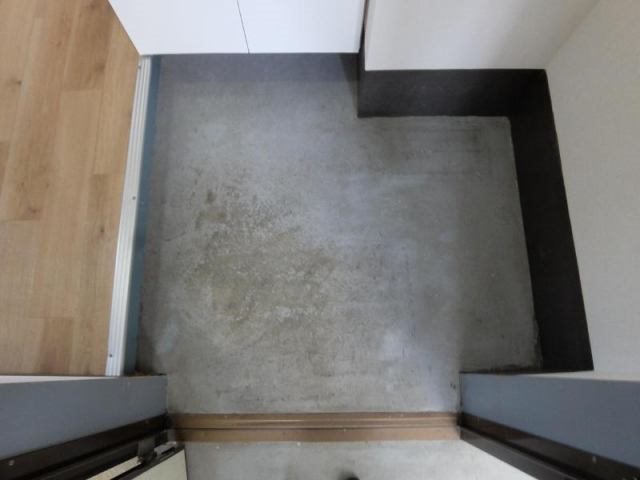 わだちハイツ 玄関