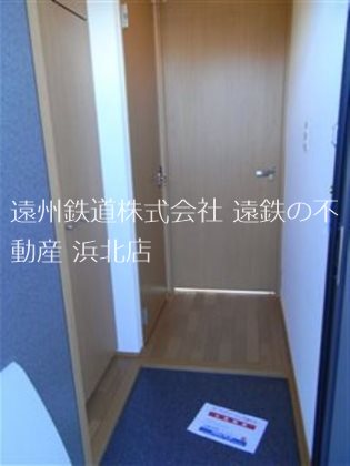 アイ・ウィング 玄関